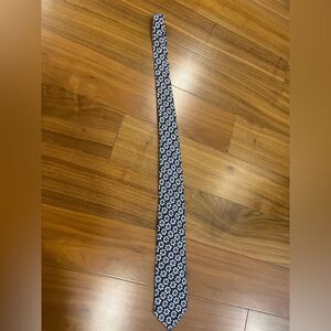 Tom Ford Men's floral 100% silk Tie
